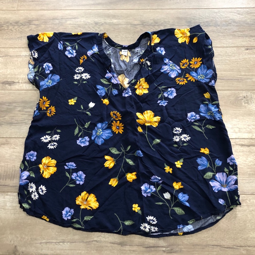 BOGO 50% SALE! Floral Blouse
